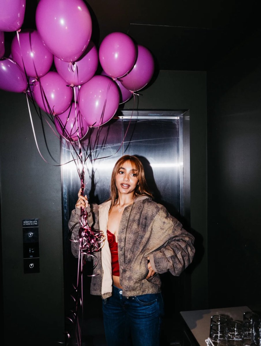 ashlee ˚ ༘♡ ⋆｡˚ tweet media