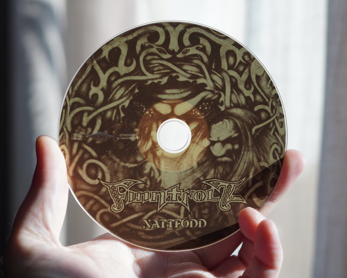 Defstar666's tweet image. 🧌 22nd ANNIVERSARY 🧌

🇫🇮 FINNTROLL - Nattfödd (2004)

3rd album that turned black metal into a forest party🪾🤘🏻🪾
#Finntroll #finnish #follmetal #blackntroll #AlbumAnniversary