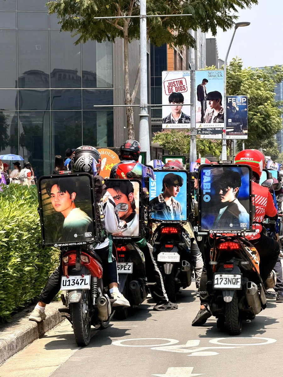 RevAds Moto-Ads tweet media