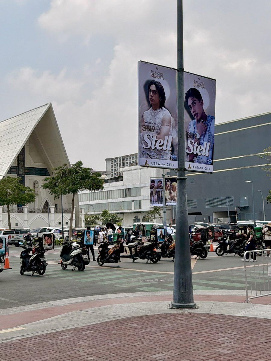 RevAds Moto-Ads tweet media