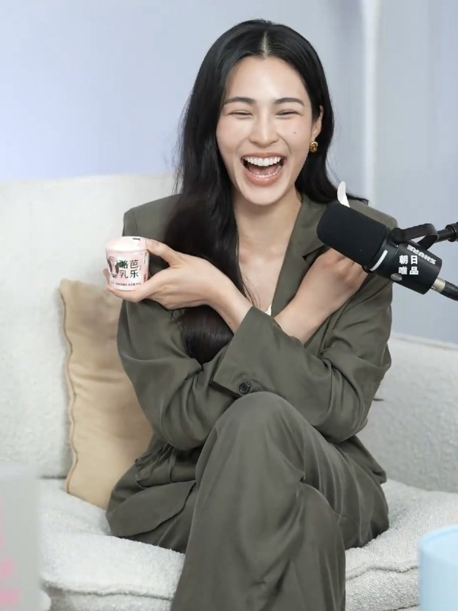 LingOrm_BH_TREND tweet media