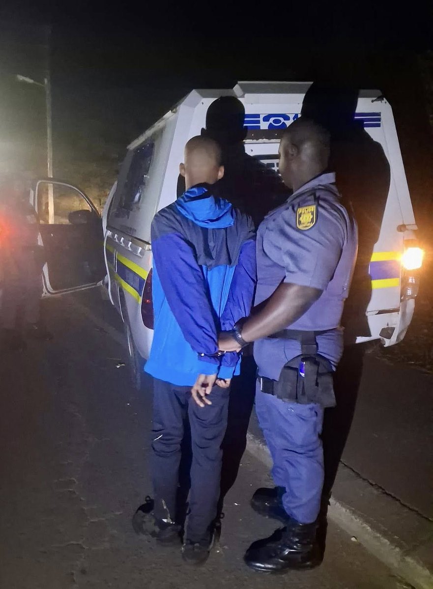 _ArriveAlive's tweet image. Robbery Suspect Apprehended Following Attack On Pedestrian: Waterloo – KZN

arrr.co.za/nZFMS

#ArriveAlive #Crime @SAPoliceService