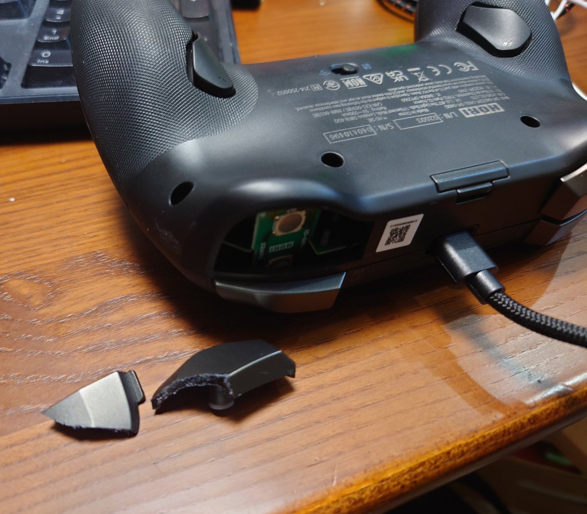 やまたか tweet media