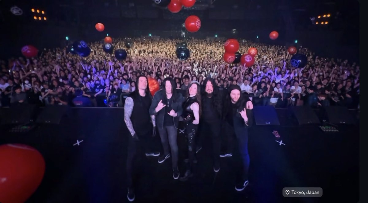 ギリギリ映ってた😅
隣でスティック握りしめてる❕😂😂😂
#ArchEnemy  
#豊洲PIT
