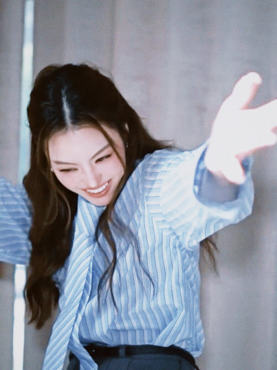 ◡̈ ᴿ tweet media