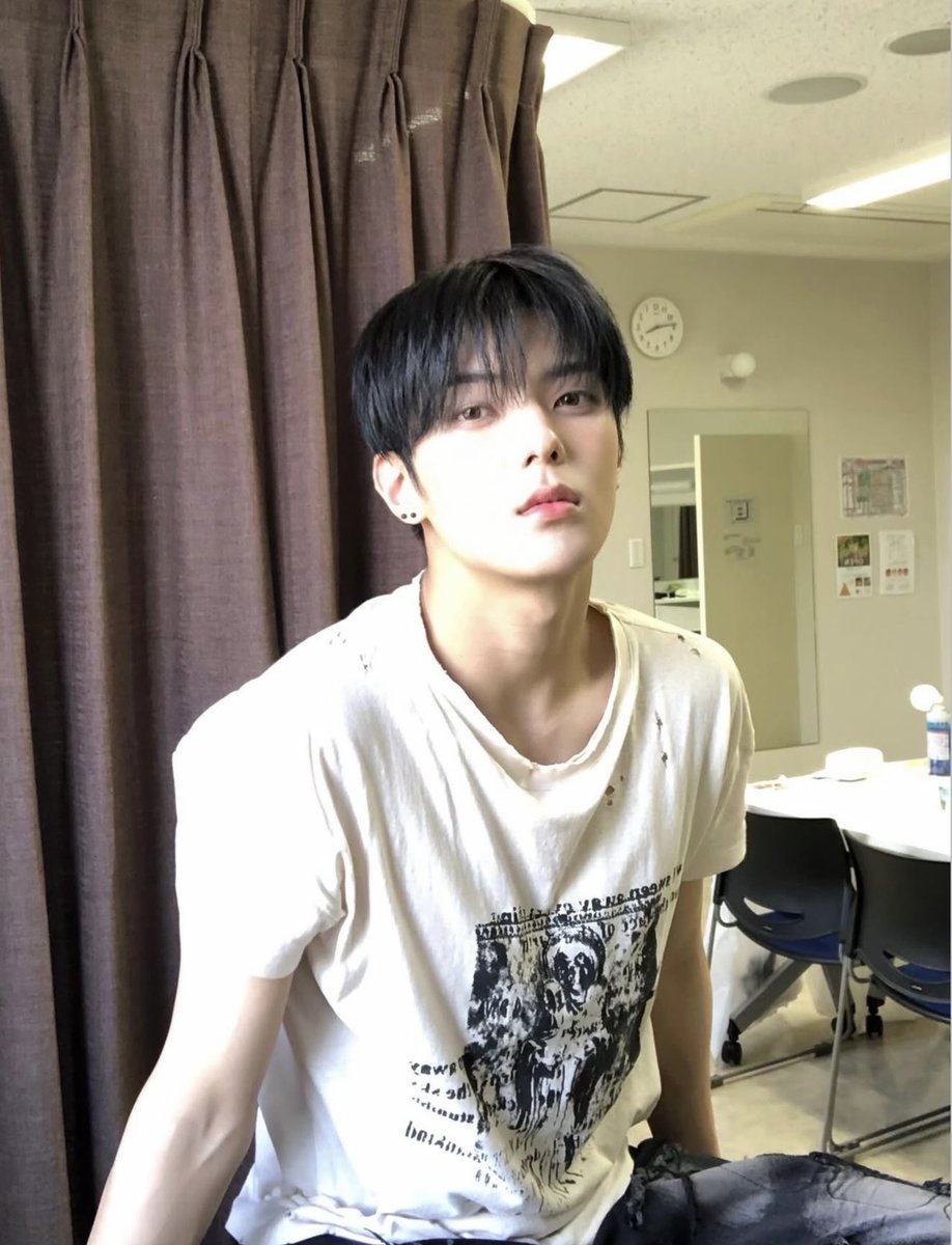 유제로 tweet media