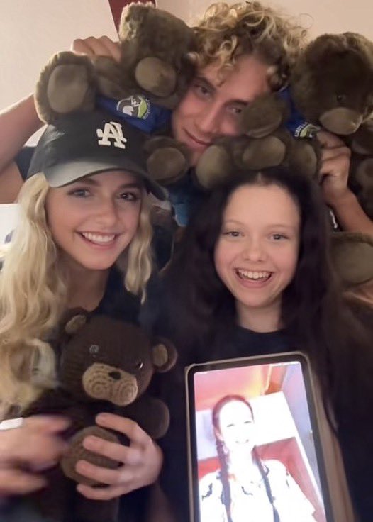 anni | sotr tweet media