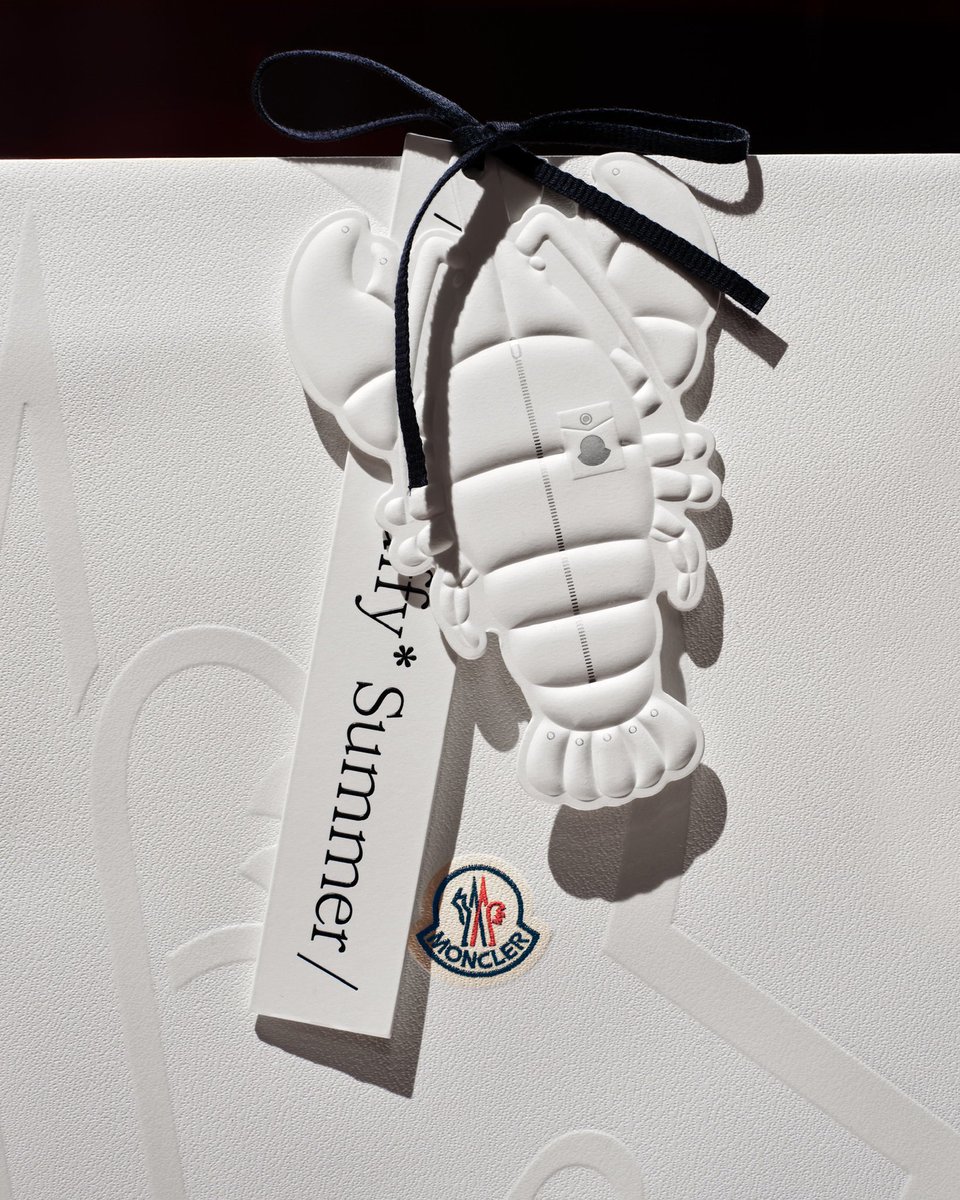 Moncler tweet media