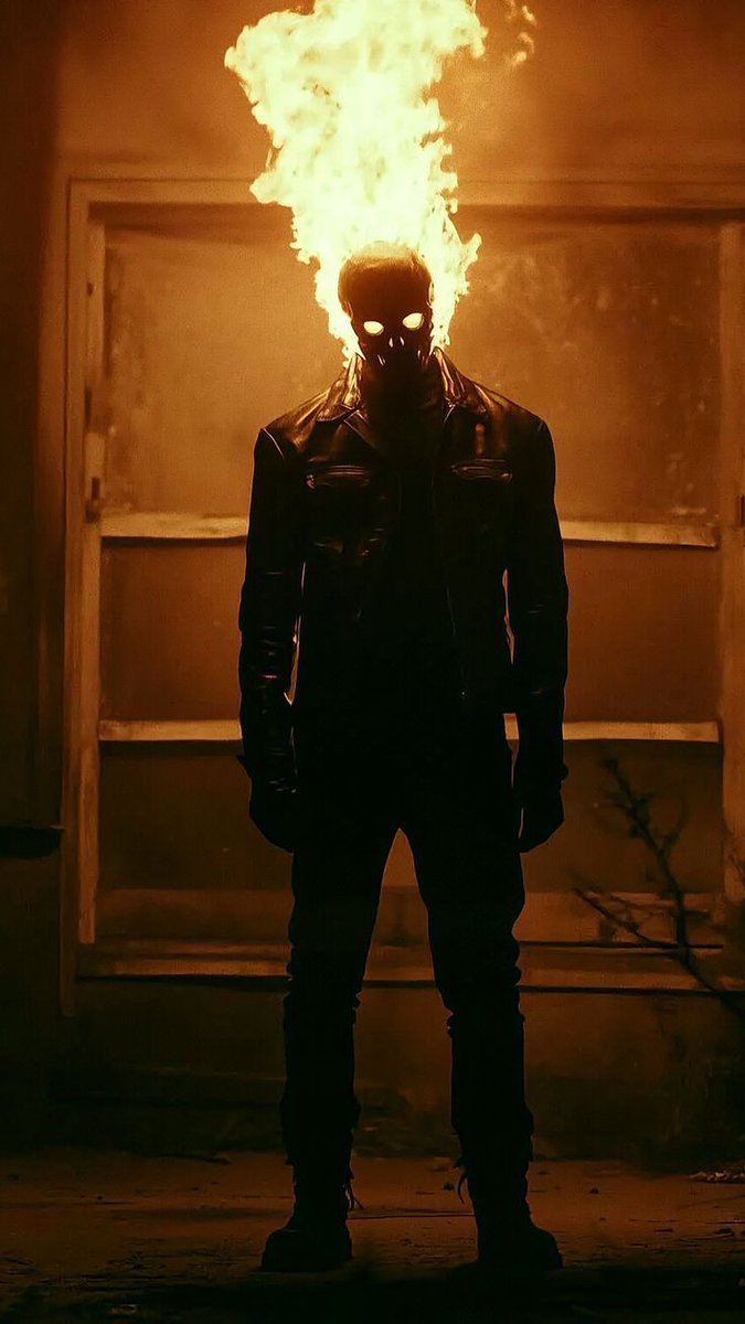 PMassanari67293's tweet image. "Os covardes morrem várias vezes antes da sua morte, mas os corajosos experimentam a morte apenas uma vez."💀🔥#ghost #rider #GhostRider #Marvel #motosiklet #FIRE #revenge