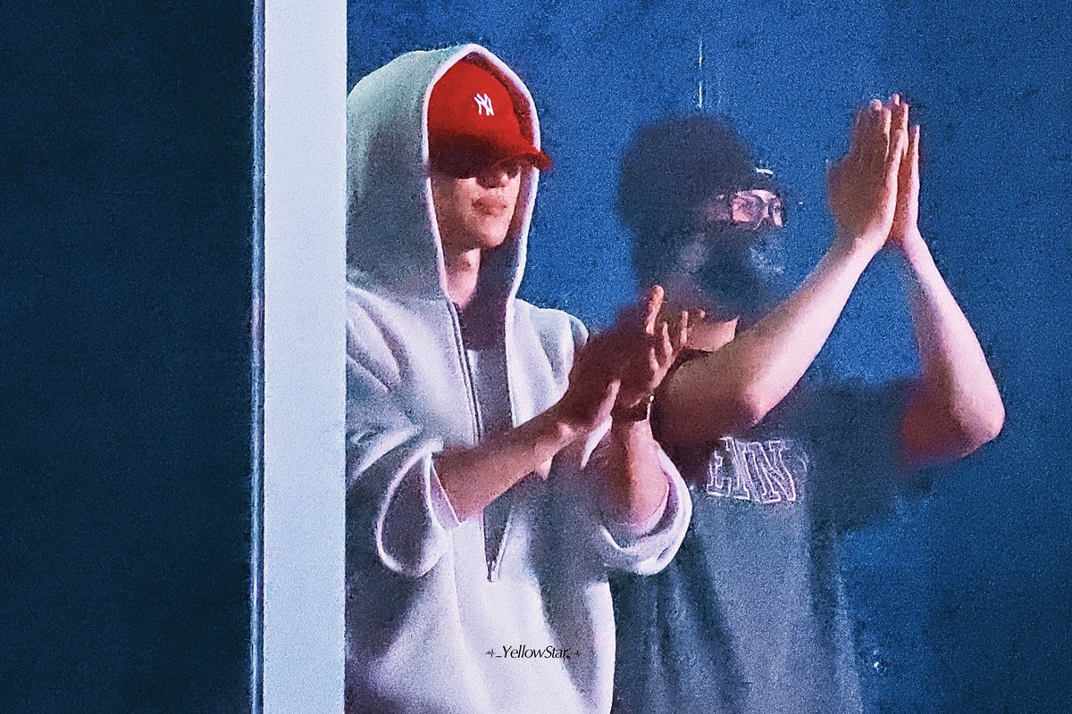 _YellowStar tweet media