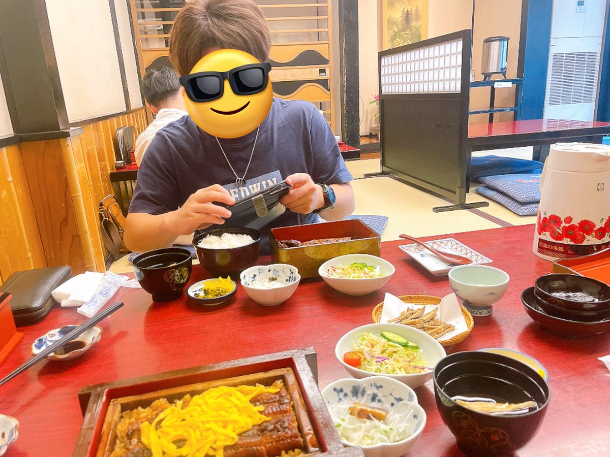 micr٭͜n🦁 tweet media