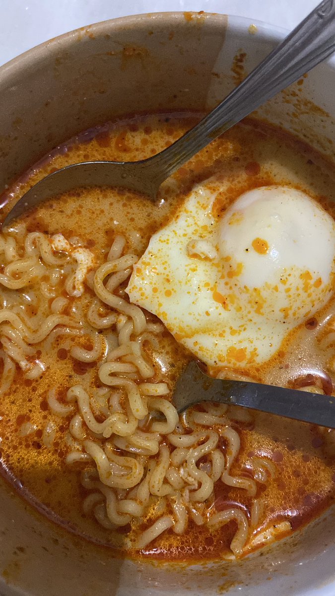 mama dedeh🧍🏻‍♀️ingetin rbuy tweet media