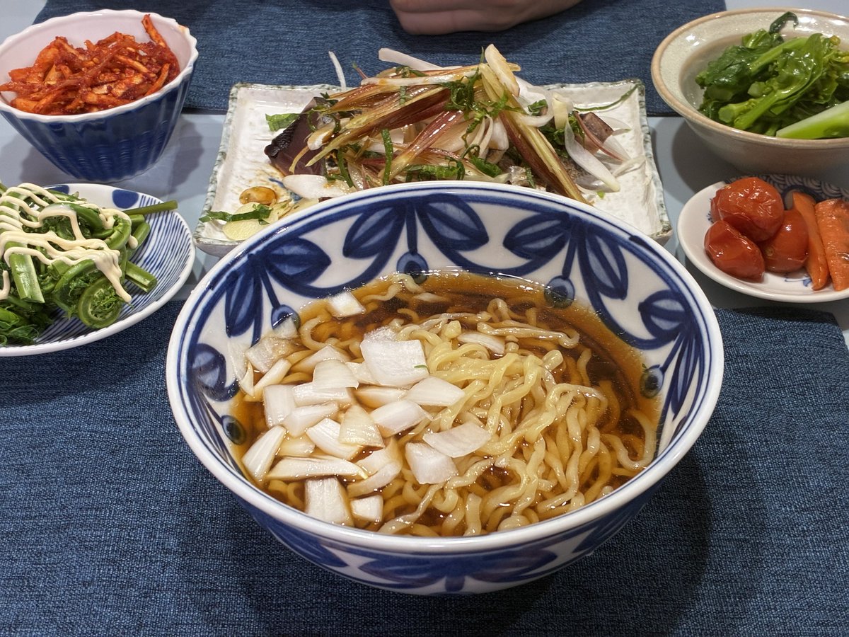 カツオ、菜の花、こごみ、喜多方ラーメン。春だな