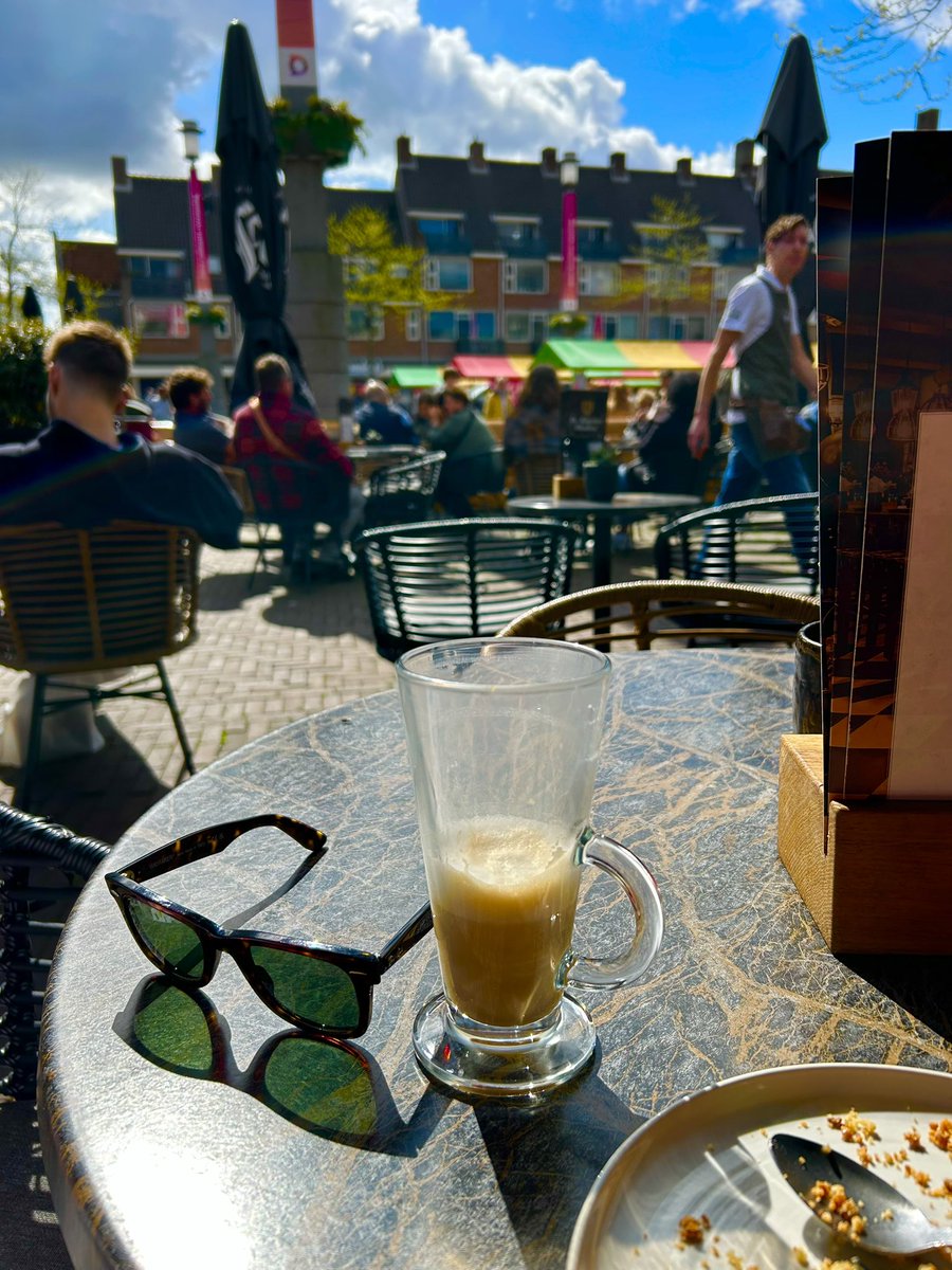 klaasm67's tweet image. Great success at the record fair in Gouda today. Also scored a few good reissues. 🎶 #vinyl