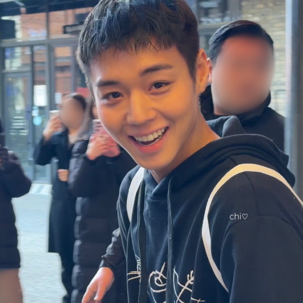 chi♡̷̷̷ tweet media