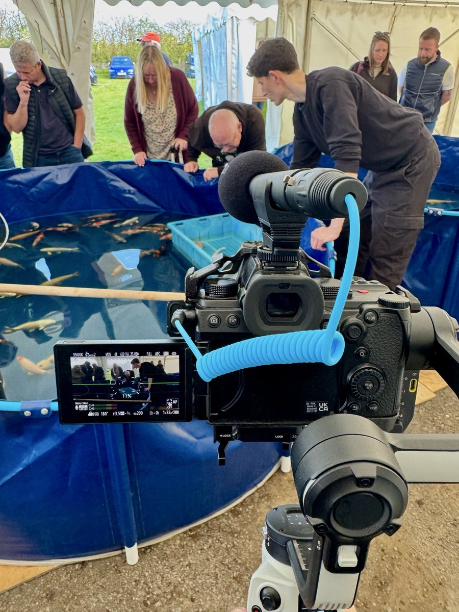 LowryDrone's tweet image. Some BTS from yesterday’s shoot near Oxford 🐠🎥

🌍 lowrydroneography.com

#videography #videographer #drone #fpv #dji #lumix