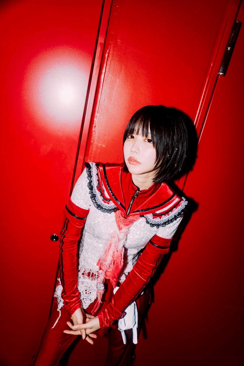 あの STAFF tweet media