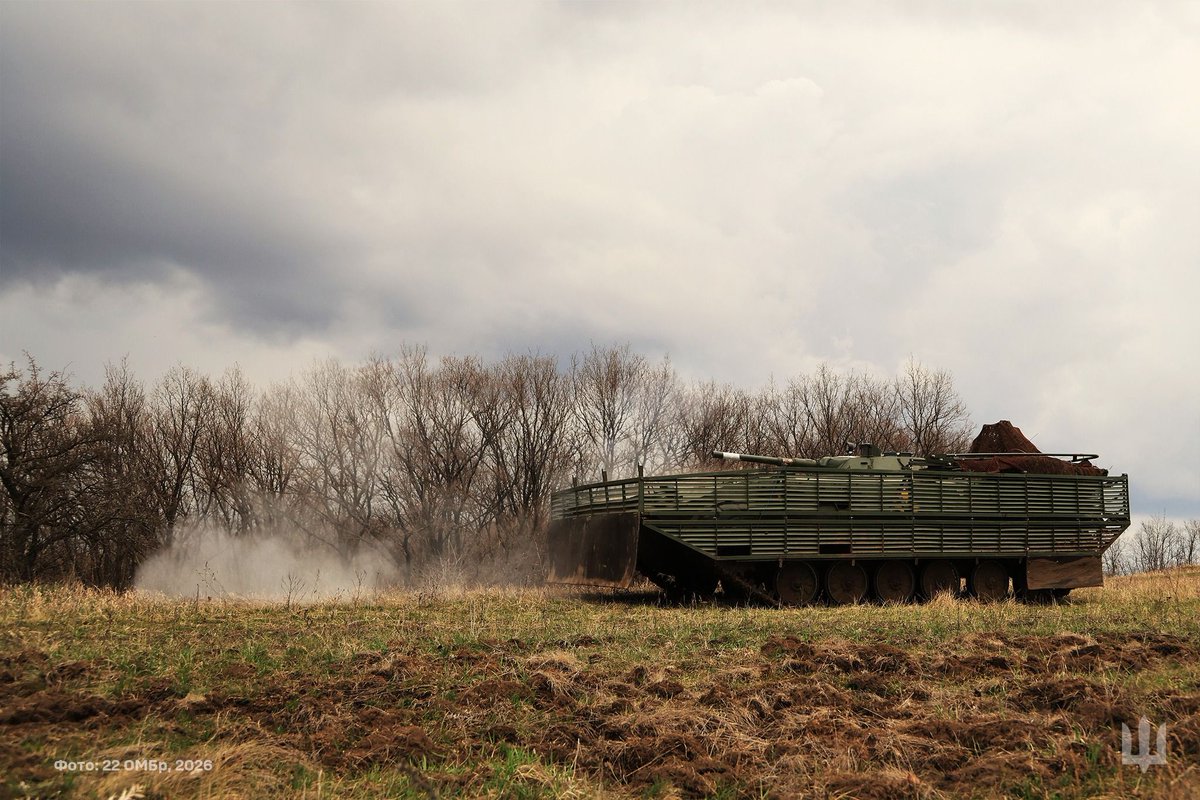 MilitaryLand.net tweet media