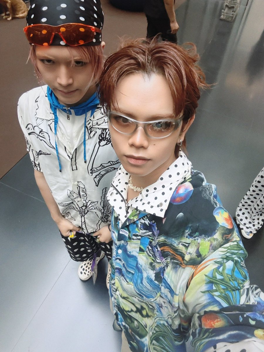 มีนี่คนเดียวป้ะ ที่ยังไม่ Move on จากสงกรานต์ 🔫💦

by TSUBASA☀️

#キドフェノ #遠藤翼空
#KIDPHENOMENON