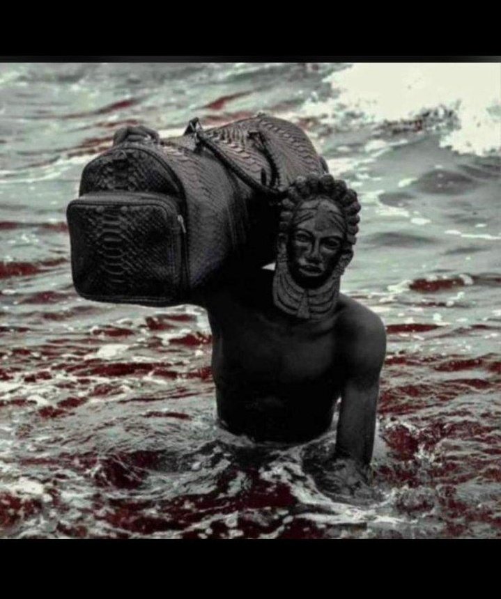 Octoberian2d's tweet image. Through pain and sweat💀
The blood turned River🩸💧
Masked the face to hide the shivers🎭👺👹
We go again🥹🖤
Seeking the bag💰💰💰💰
#hustle
#endless
#thebigscam
#moneybag