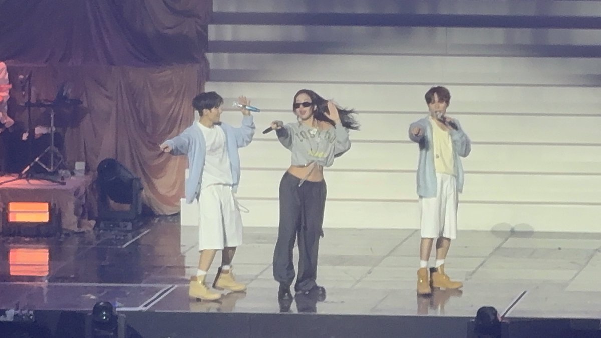 ilovesk0116's tweet photo. 엥 아미친 영지누님어심 아 구란가 https://t.co/xK0VrTzPw1