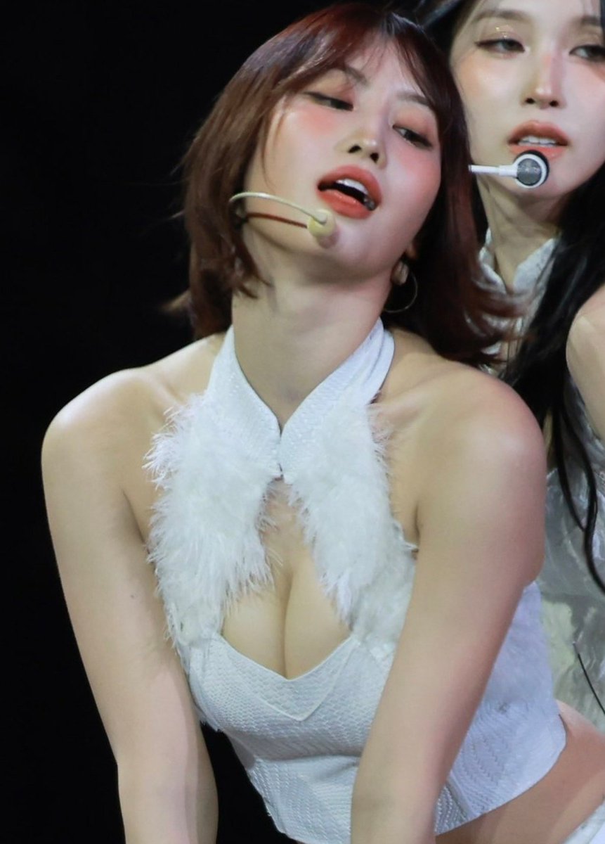 Twicegasm tweet media