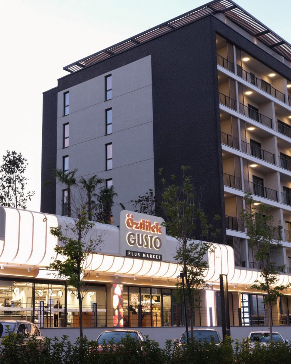 orangeinsaat's tweet photo. Özdilek Gusto Plus Market’in gurme lezzetleri ve seçkin markaları, Orange City Balat’taki evinizin sadece birkaç adım uzağında! 

#OrangeCityBalat https://t.co/Bfqn1u7205