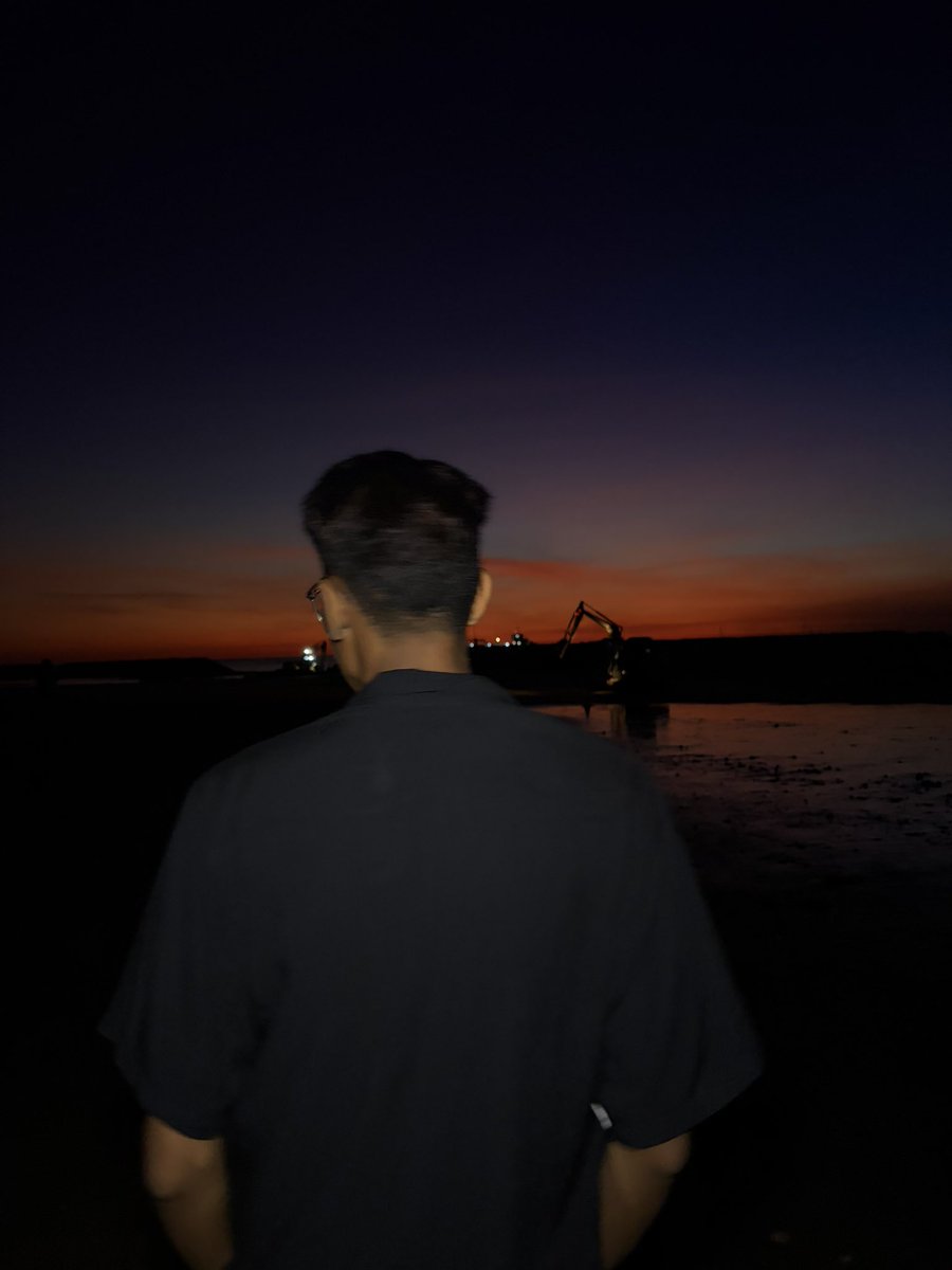 adeknyajiun's tweet image. sunset catcher ☀️ 

📍Kuta Beach - #Bali