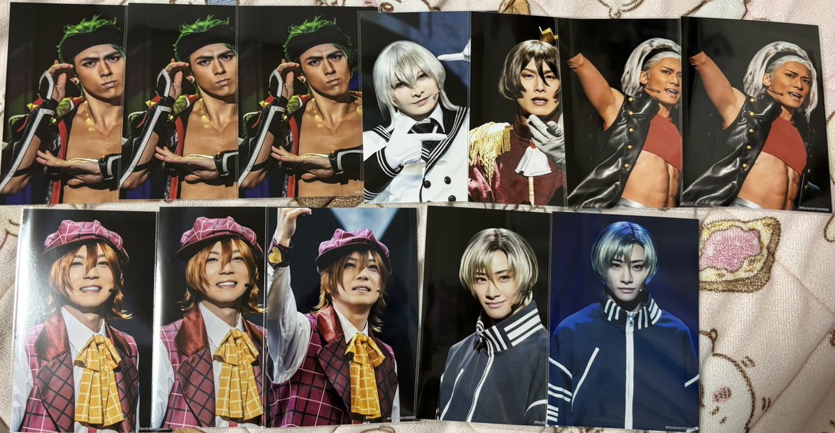 lonely_wolf0718's tweet photo. 【交換】KING OF PRISM キンプリ ブタキン ブタツア ランダムブロマイド ランブロ ステショ

譲：シン タイガ カケル レオ ユウ ☆セプトリ カヅキ アレク ルヰ ☆仁 冷 リョウ ☆アヰ
求：画像3枚目以外のコウジ 聖 オバレ

一部お声がけ中
☆はまとめて優先。
26日池袋手渡しまたは郵送にて💌 https://t.co/M2q9QHqJVk