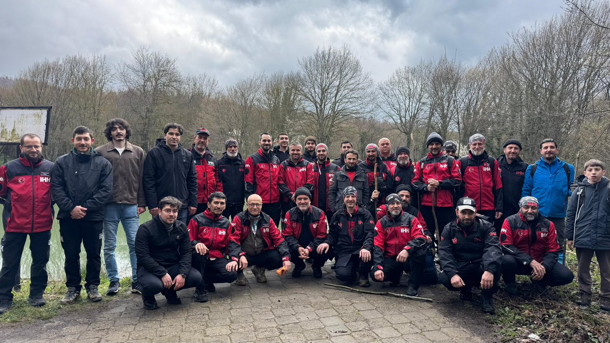 ihhsar14's tweet photo. Nisan ayı ikinci "15'te Bir" buluşmamızı Düzce ekibimizle gerçekleştirdik.

​Tokadi Hayrettin Hazretleri Camii'nde sabah namazıyla başlayan programımız; doğa yürüyüşü, türbe ziyareti ve vedalaşmanın ardından sona erdi.

​İHH Arama Kurtarma Düzce ekibimize teşekkür ederiz. https://t.co/yVBXf3Y7zH
