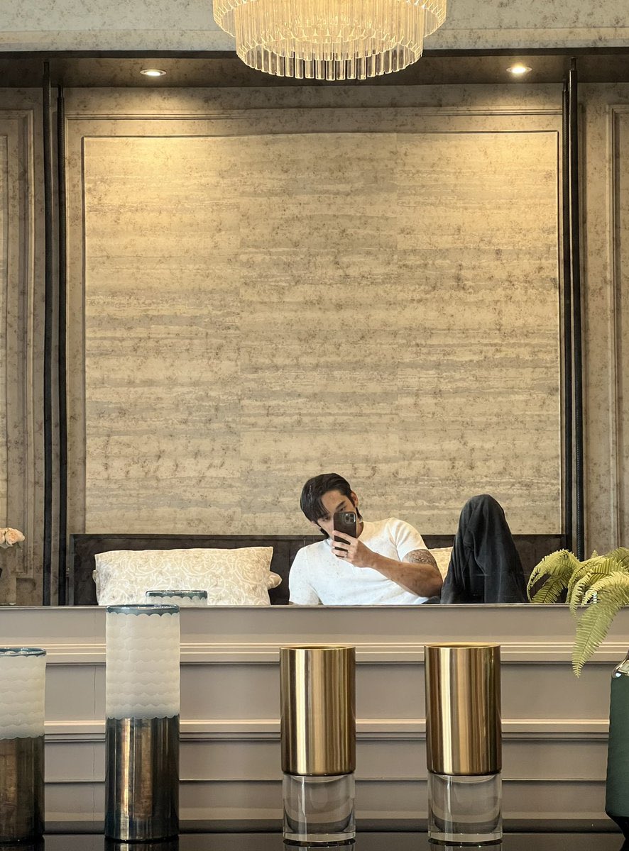 iva🌻TSFAS era tweet media