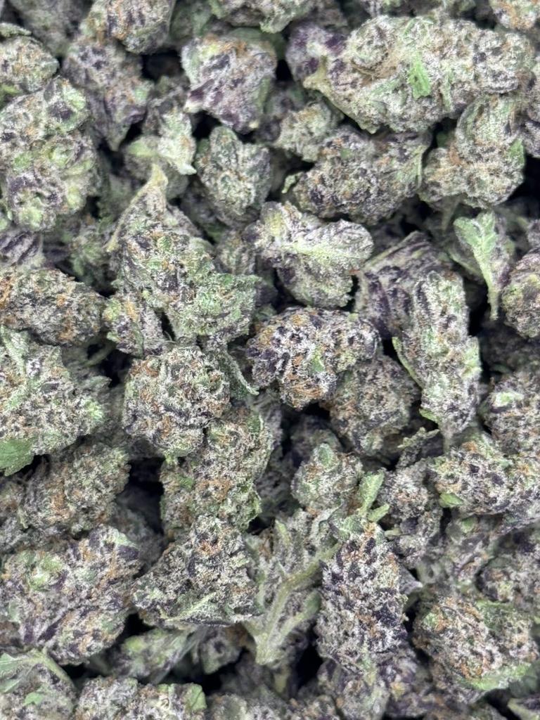 og_smoka's tweet image. 420 deals already on fire so let's wake and bake with some BLUEBERRY SAGO  smalls 
   1 @ 500$
   5 @ 475$
 10 @ 450$
#420Community
#420Friendly
#CannabisCommunity
#StonerFam
#Mmemberville
