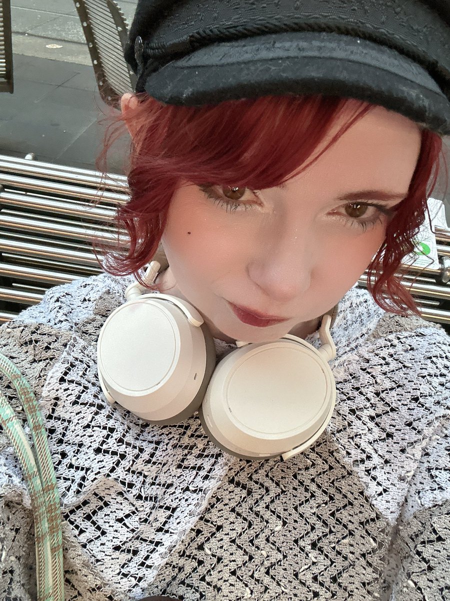 elefire grey tweet media