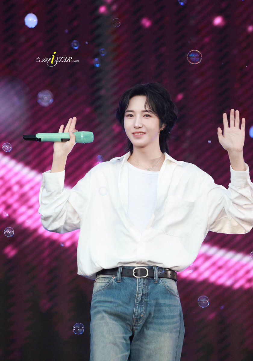 咪𝓼𝓽𝓪𝓻 tweet media