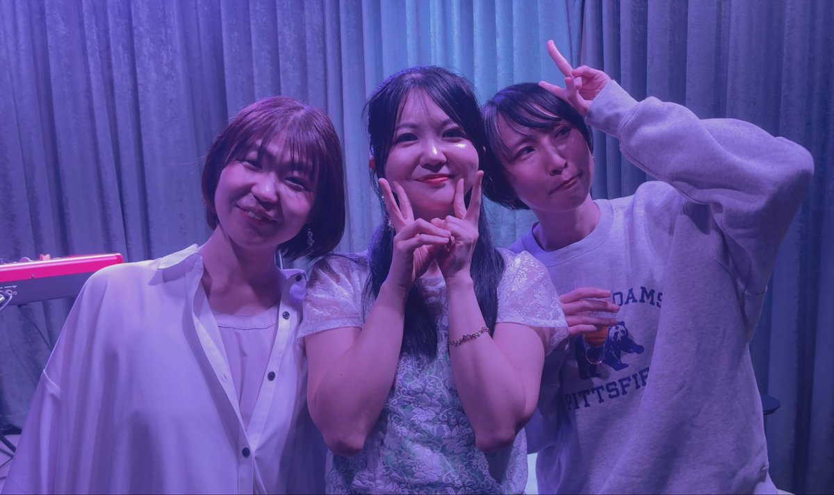 あべさとえ tweet media