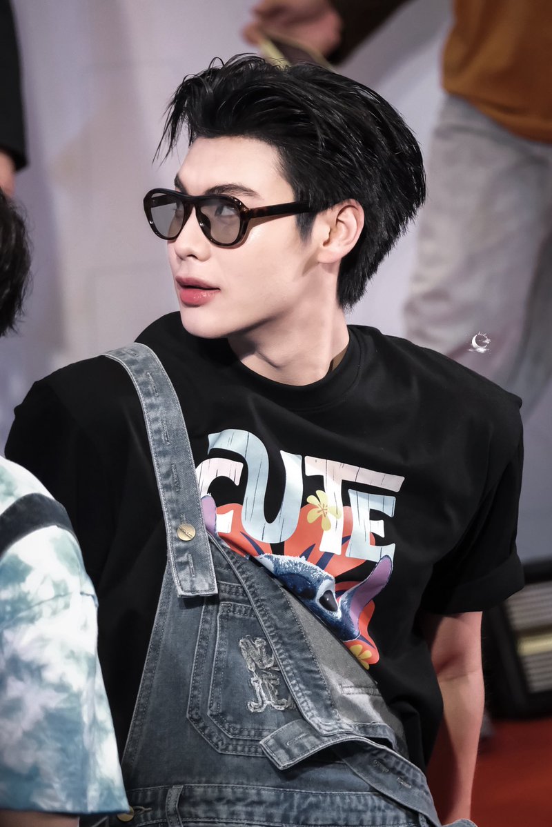 chichendy tweet media