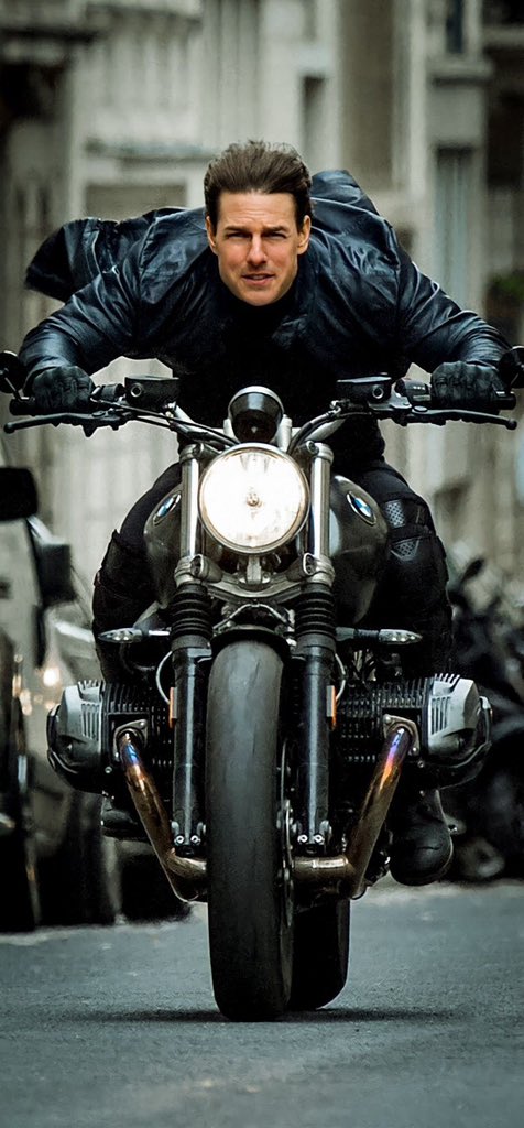 Tom_cruisefam's tweet image. Tom Cruise at 60+ looking like this. No CGI.  
40 years of sprinting, flying jets, and saving cinema.  
Question: What’s the one Tom Cruise movie that made you a fan?  
Mine’s Mission: Impossible – Fallout.
 #TomCruise #MissionImpossible #Cinema