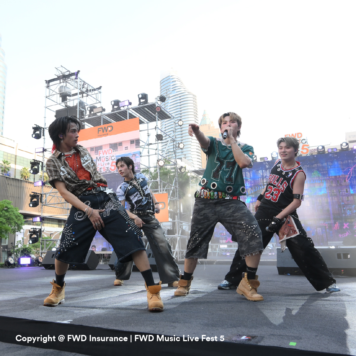 FWD Thailand tweet media