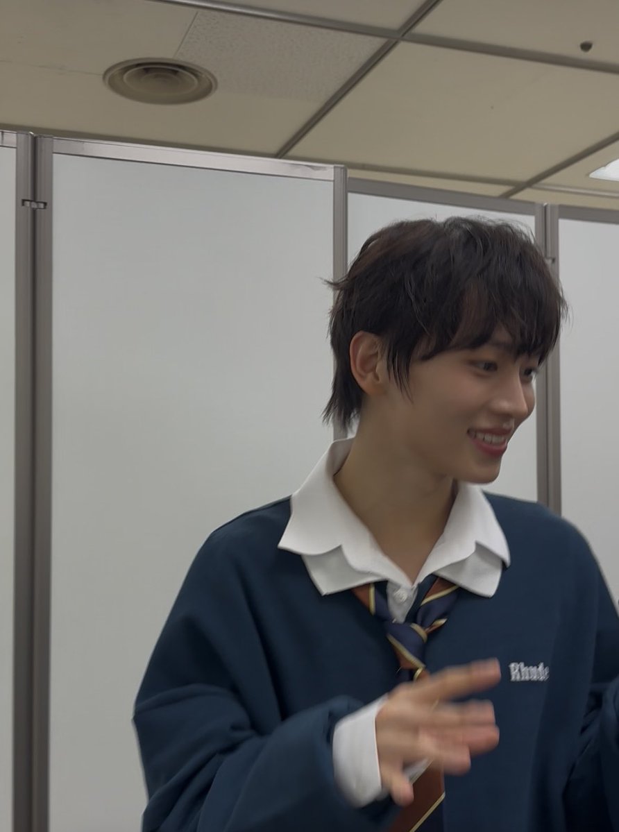 ぴで🐰🐱 tweet media