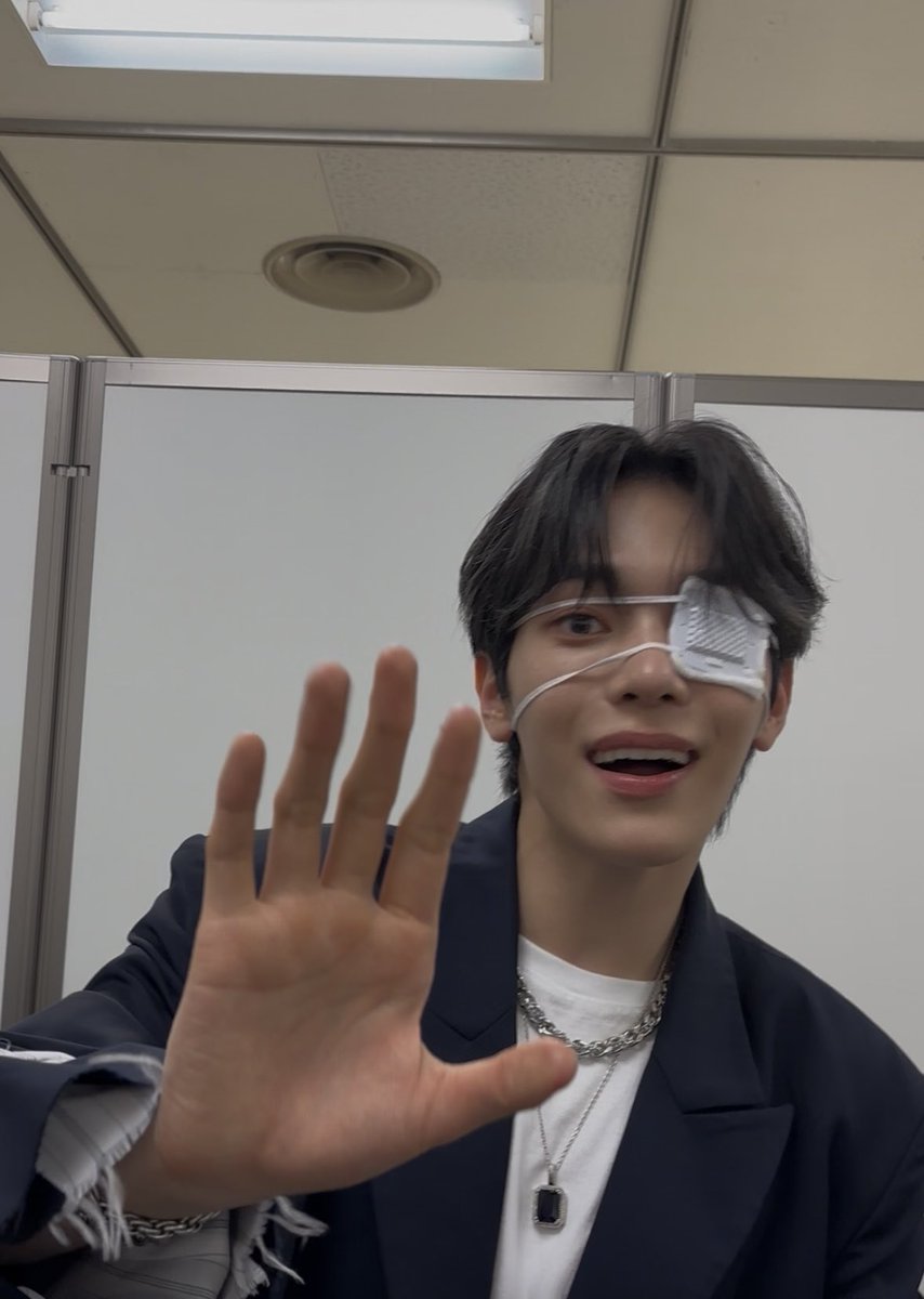 ぴで🐰🐱 tweet media