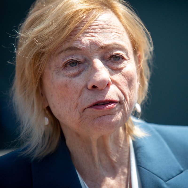 NewsWire tweet media