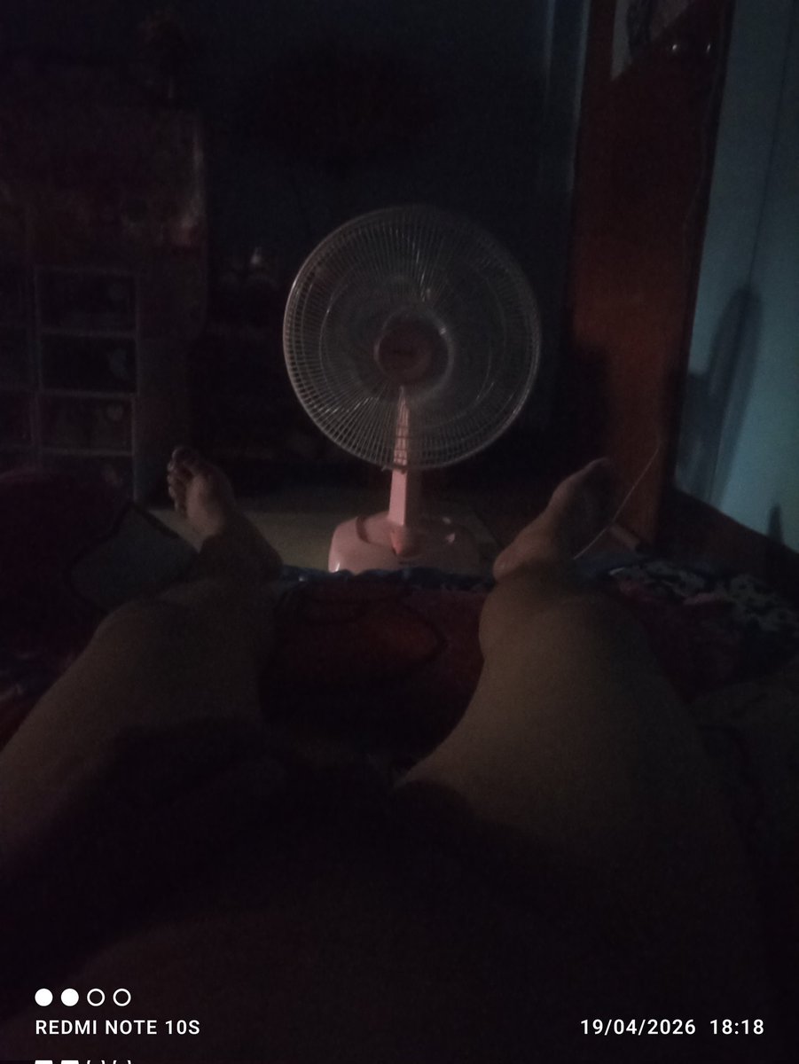 อีกด้านของชีวิต(กูไม่ใช่คนดี100%)​ tweet media