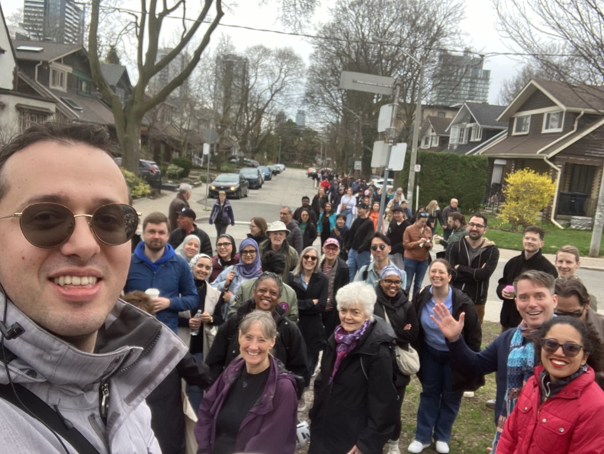 alex_rascanu's tweet image. Thank you to everyone who attended the hashtag#ExperienceTO: Cabbagetown Historical Tour on Saturday, April 18!

Join us for one of the upcoming historical tours (Kensington Market, Liberty Village, Long Branch, New Toronto, and Mimico): lnkd.in/gRXa4ie7
#Toronto #History