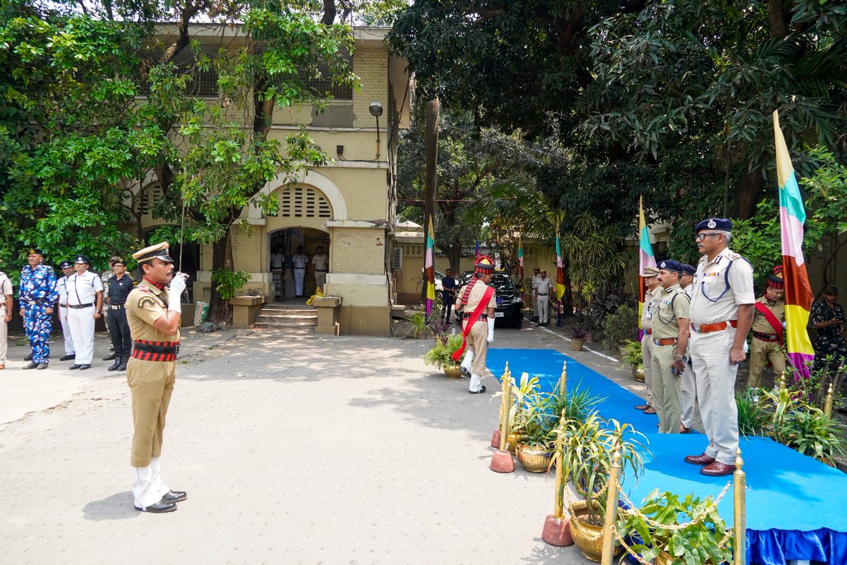 Kolkata Police tweet media