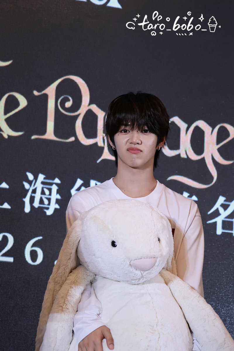 사미아 tweet media