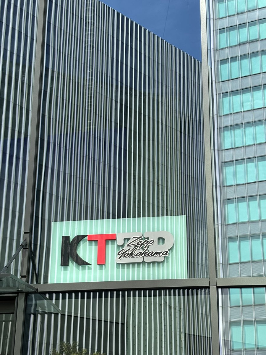 fish_star75's tweet photo. キズ 単独公演 全国TOUR『鳳凰焔巡』
 KT Zepp Yokohama
ありがとうございました！ https://t.co/prX9EcOv9s