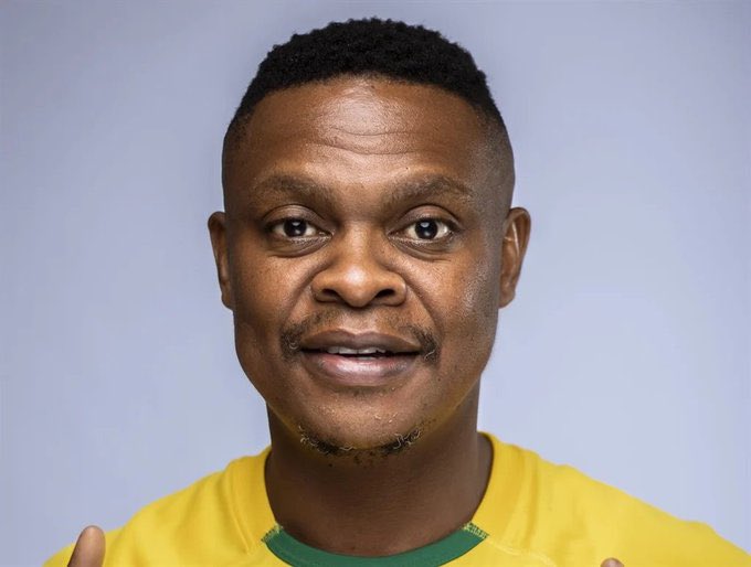 Man’s NOT Barry Roux tweet media