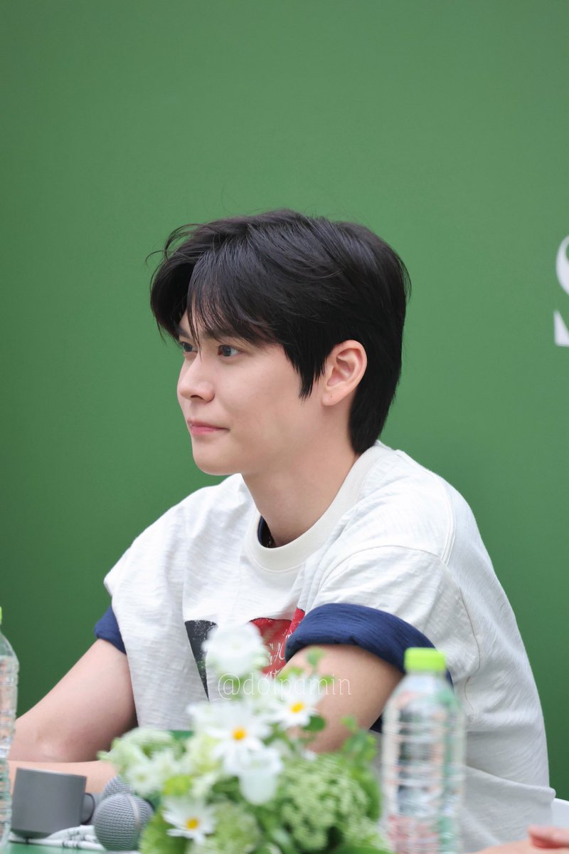 돌분이 tweet media