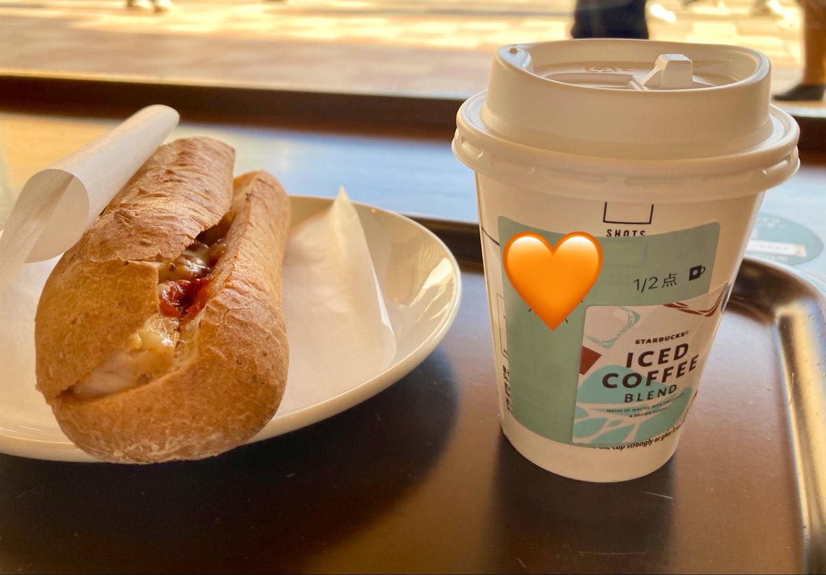 haruka_soprano's tweet photo. 晴天の秋田市！楽しむために充電充電…🍽️
@akita_at あきた芸術劇場ミルハス https://t.co/RxO6bckn9y