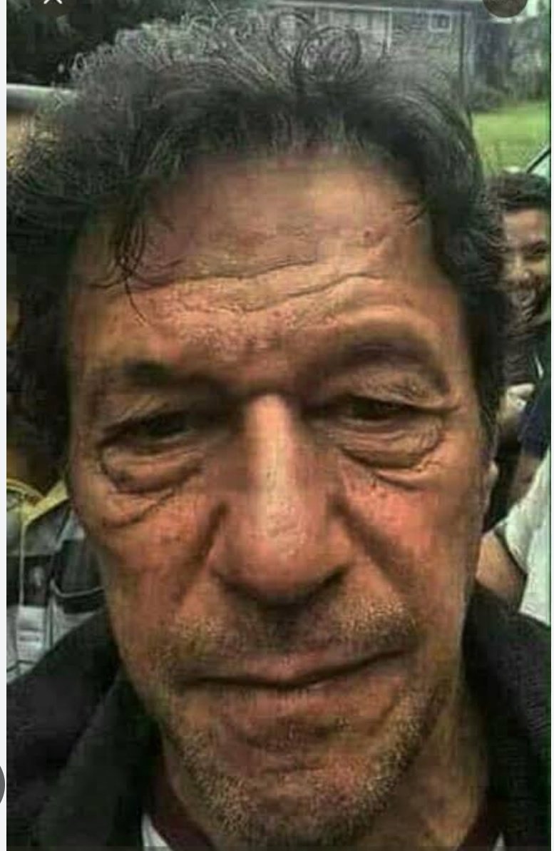 Alvifactor's tweet photo. @chaudhry_khaula Jese inki bhi https://t.co/UAHydvHz8h